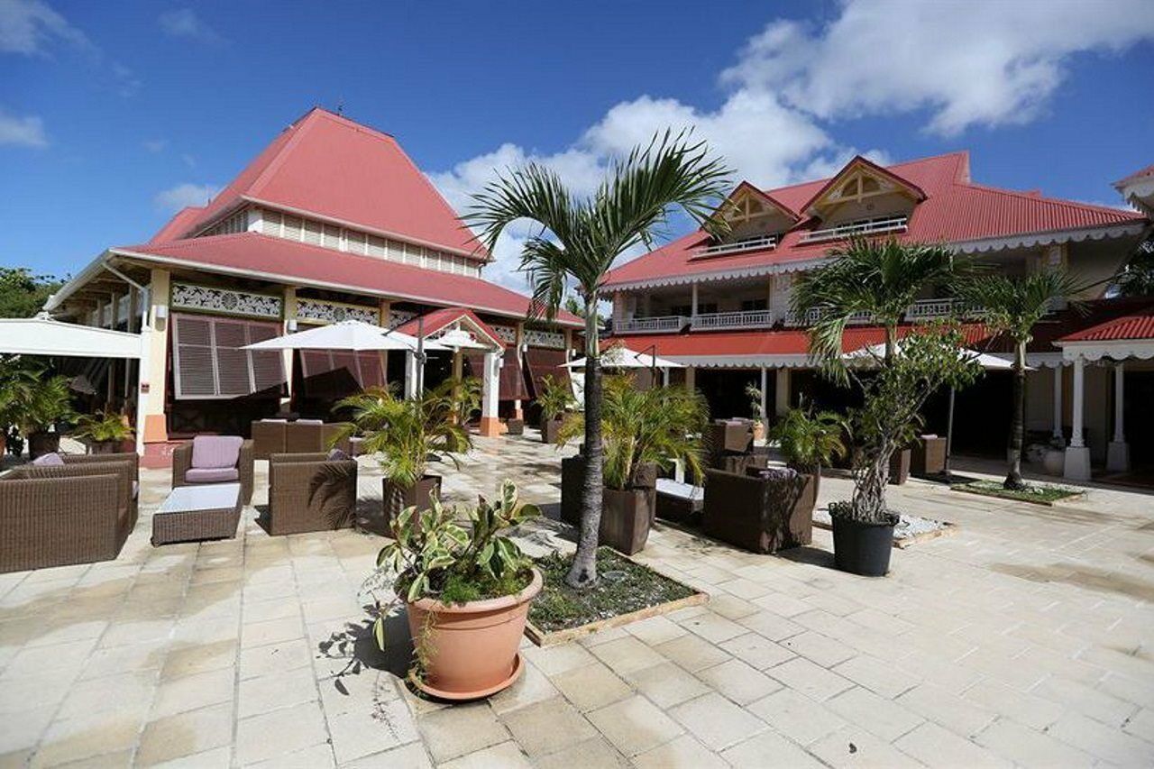 Village Pierre & Vacances Sainte Anne מראה חיצוני תמונה